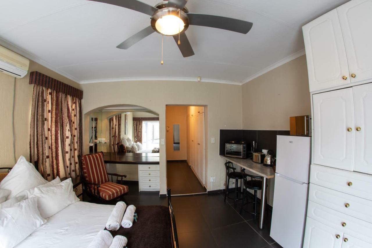 Meransha Self Catering Cc Волфіш-Бей Екстер'єр фото