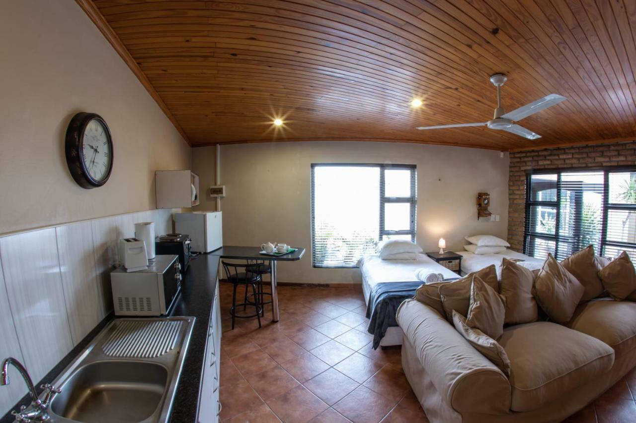 Meransha Self Catering Cc Волфіш-Бей Екстер'єр фото