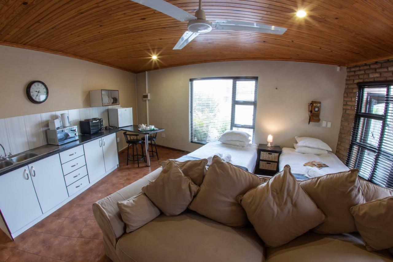 Meransha Self Catering Cc Волфіш-Бей Екстер'єр фото